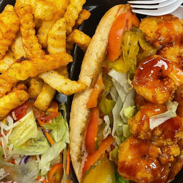 Shimp Poboys.